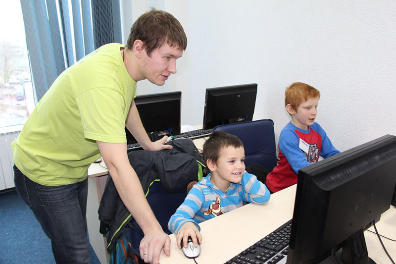 EPAM теперь взялся и за детишек - вместо детства у них программирование.