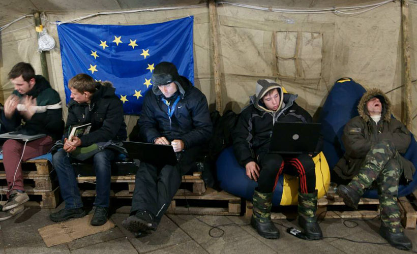 IT-палатка в Киеве помогла 1500 людям.